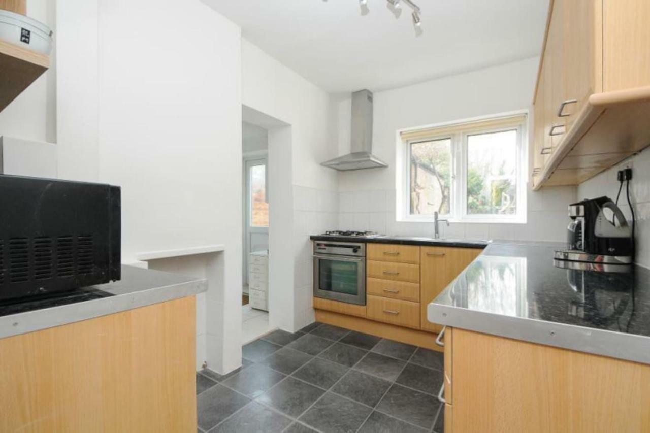 Oak Tree Villa London Ngoại thất bức ảnh